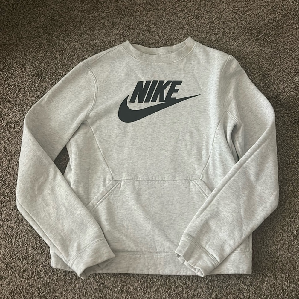 Nike Crewneck Sweatshirt Child XL Women’s XS Light Grey